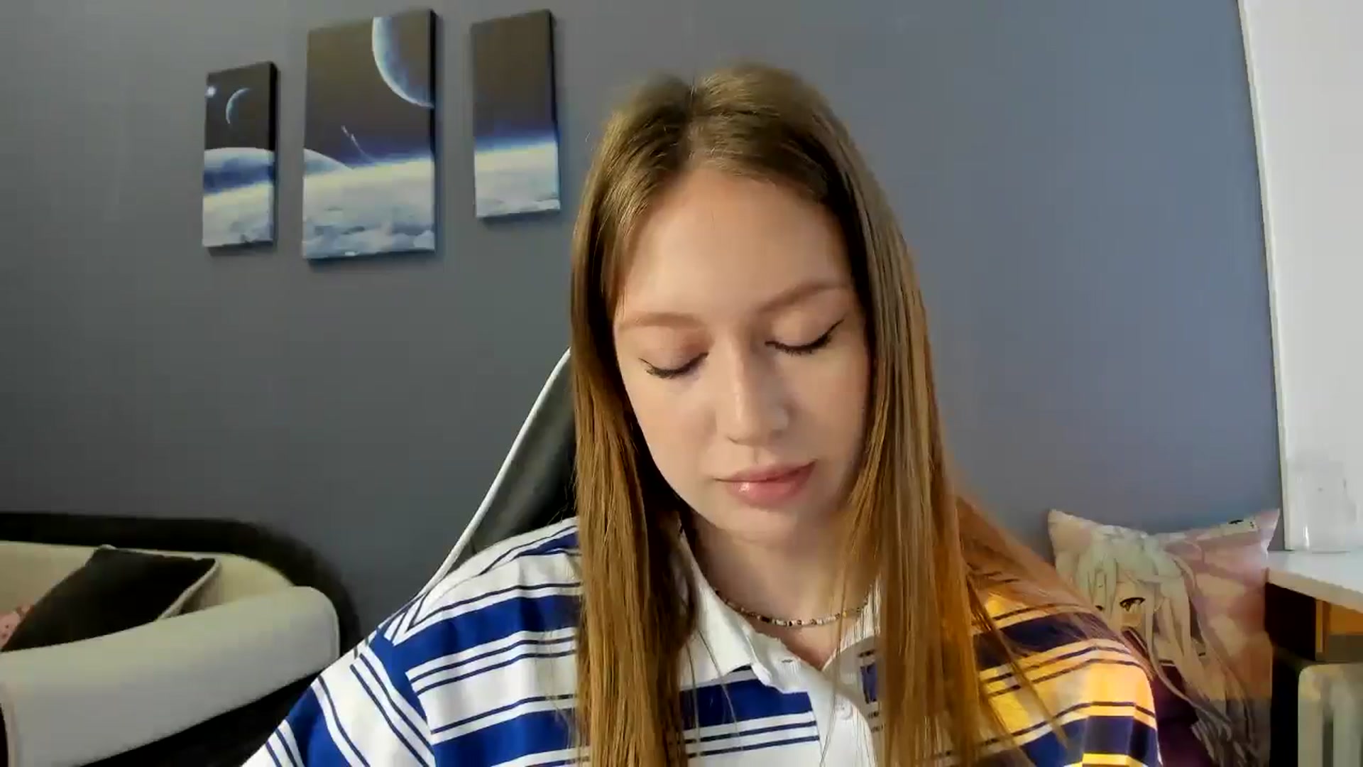Gallery image thumbnail from RoboSasha's myfreecams stream on, 04/17/2025, 11:26 image 19 of 20