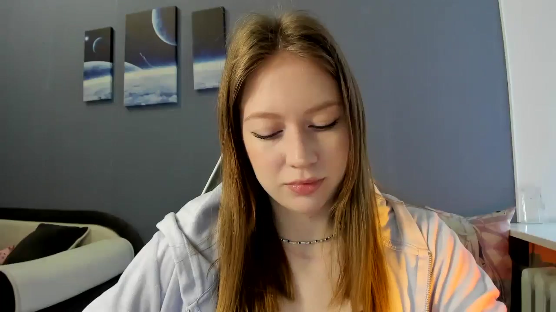 Gallery image thumbnail from RoboSasha's myfreecams stream on, 04/18/2025, 11:33 image 4 of 20