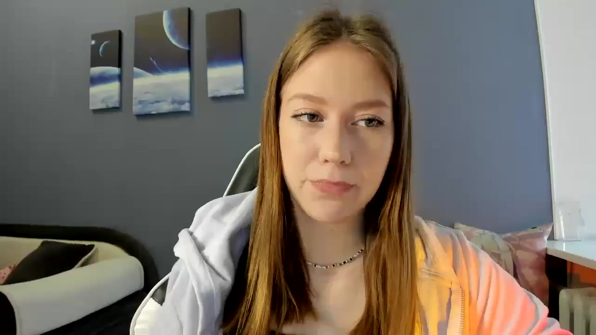 Gallery image thumbnail from RoboSasha's myfreecams stream on, 04/18/2025, 11:33 image 8 of 20