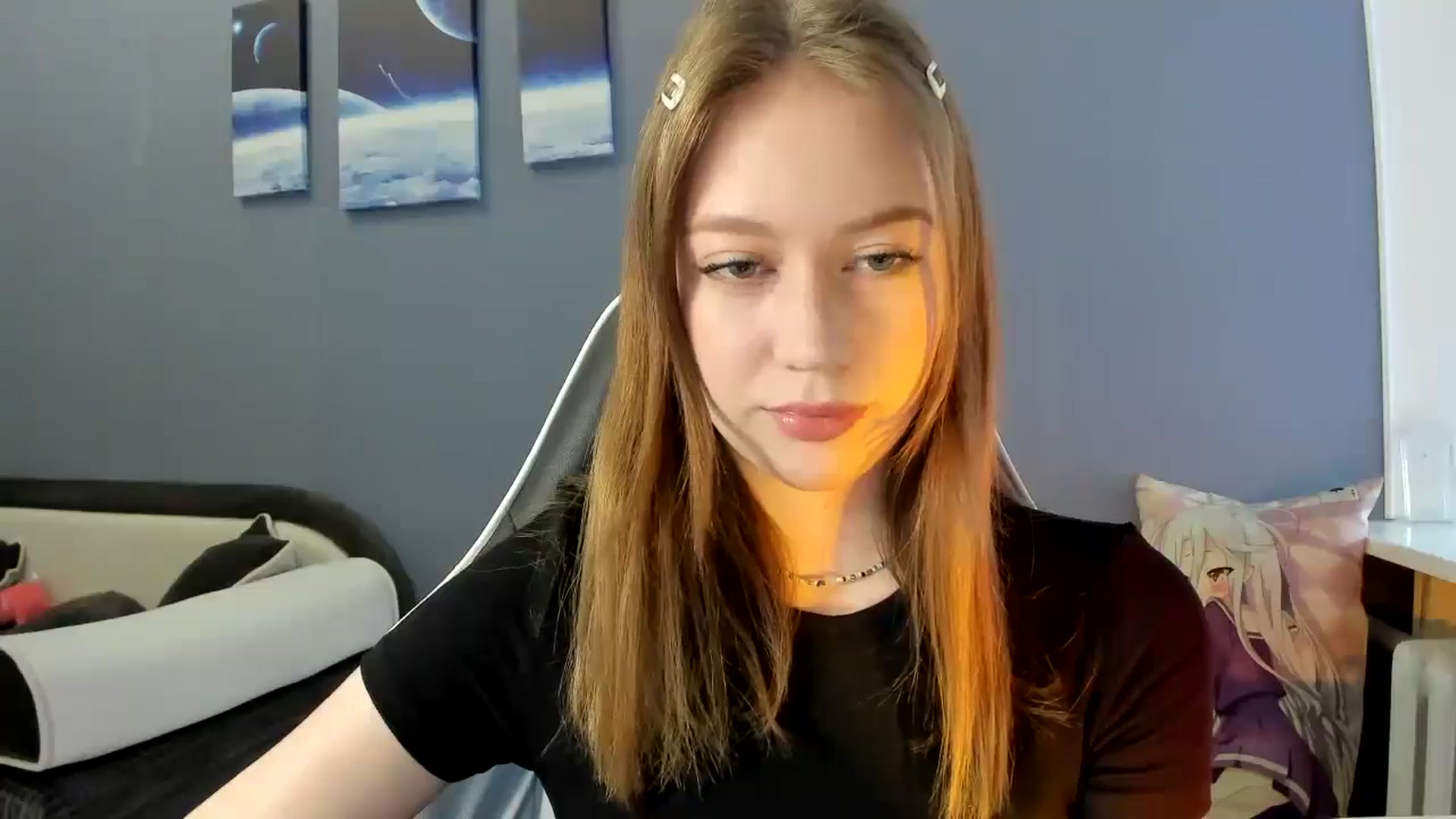 Gallery image thumbnail from RoboSasha's myfreecams stream on, 04/20/2025, 10:04 image 5 of 20