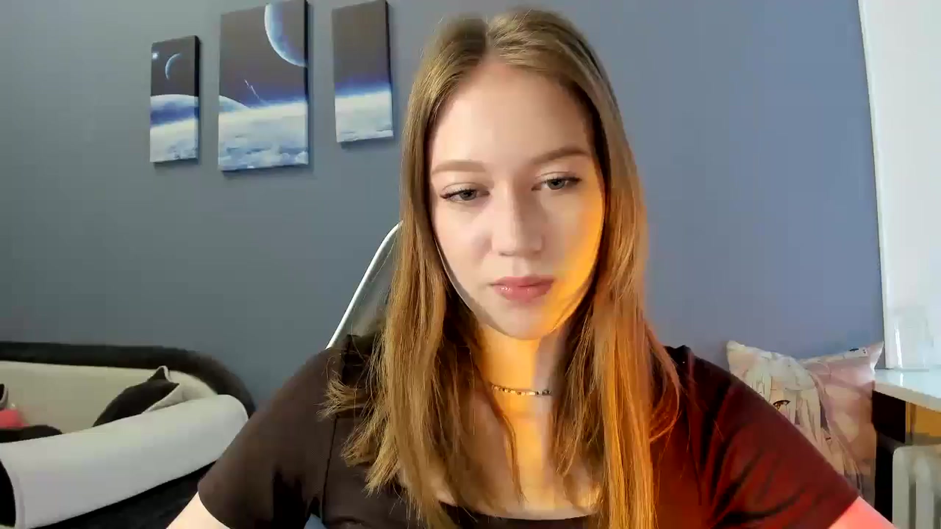 Gallery image thumbnail from RoboSasha's myfreecams stream on, 04/20/2025, 10:04 image 1 of 20