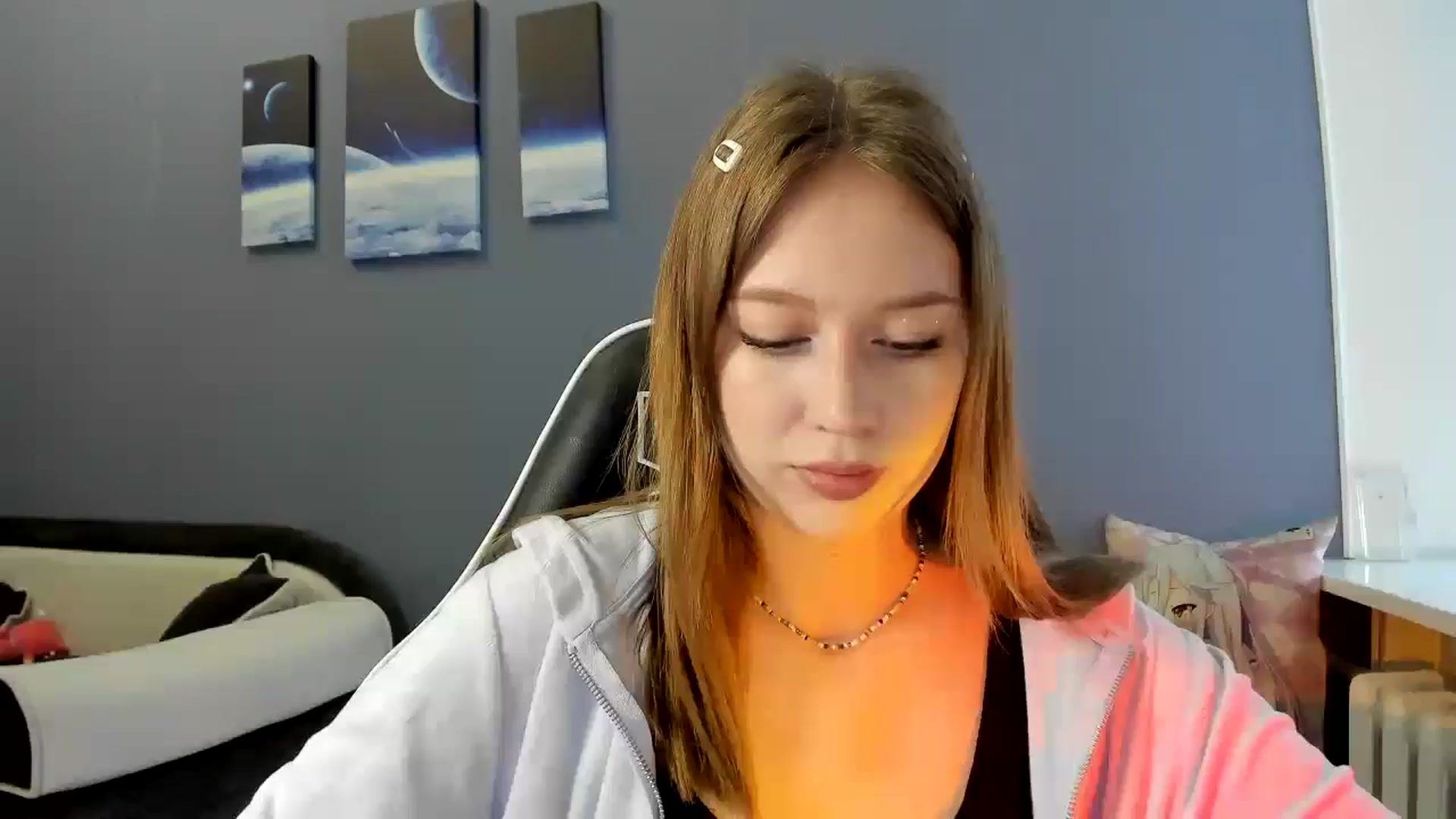 Gallery image thumbnail from RoboSasha's myfreecams stream on, 04/21/2025, 12:04 image 1 of 20