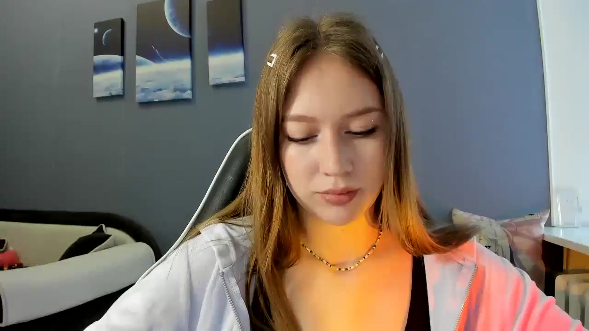 Gallery image thumbnail from RoboSasha's myfreecams stream on, 04/21/2025, 12:04 image 4 of 20