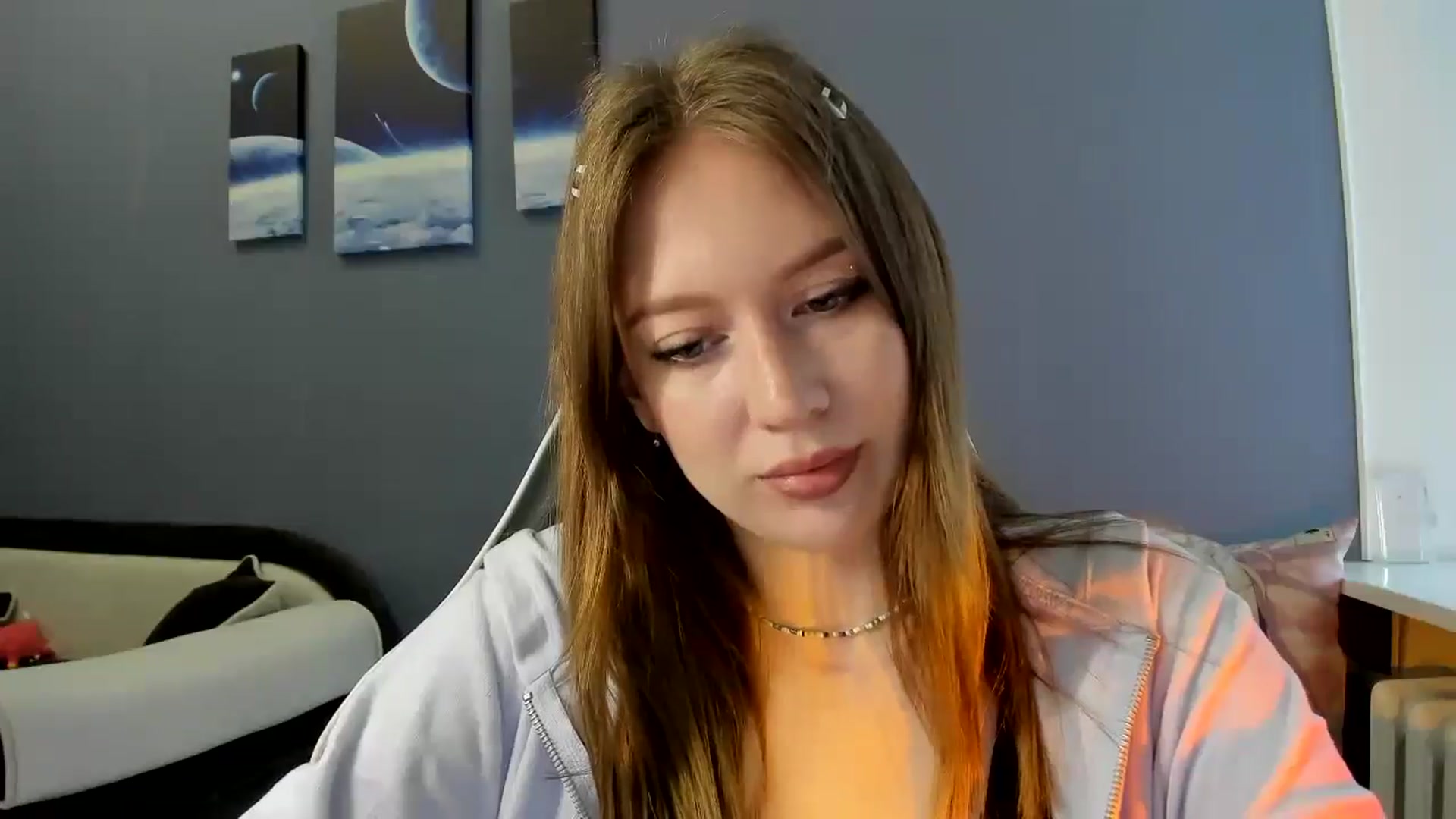 Gallery image thumbnail from RoboSasha's myfreecams stream on, 04/21/2025, 12:04 image 12 of 20