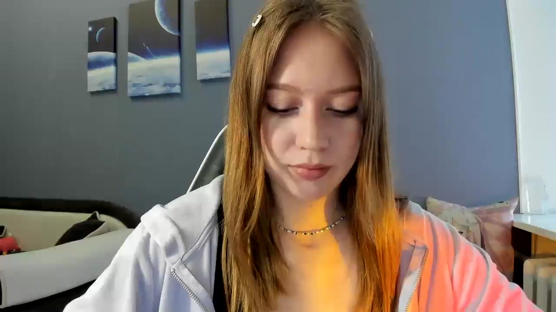 Gallery image thumbnail from RoboSasha's myfreecams stream on, 04/21/2025, 12:04 image 15 of 20
