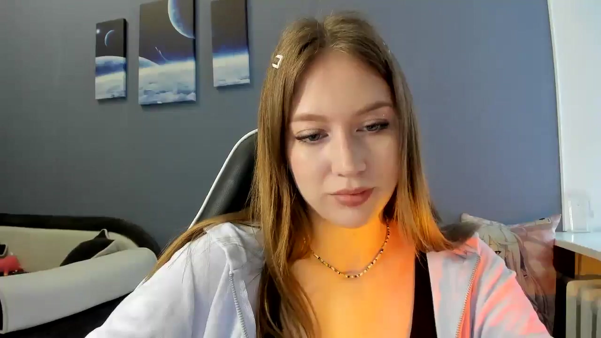 Gallery image thumbnail from RoboSasha's myfreecams stream on, 04/21/2025, 12:04 image 2 of 20