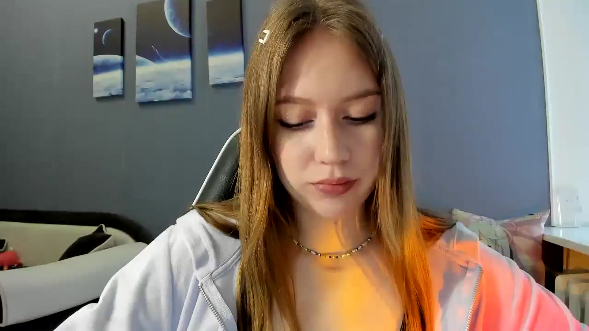 Gallery image thumbnail from RoboSasha's myfreecams stream on, 04/21/2025, 12:04 image 7 of 20