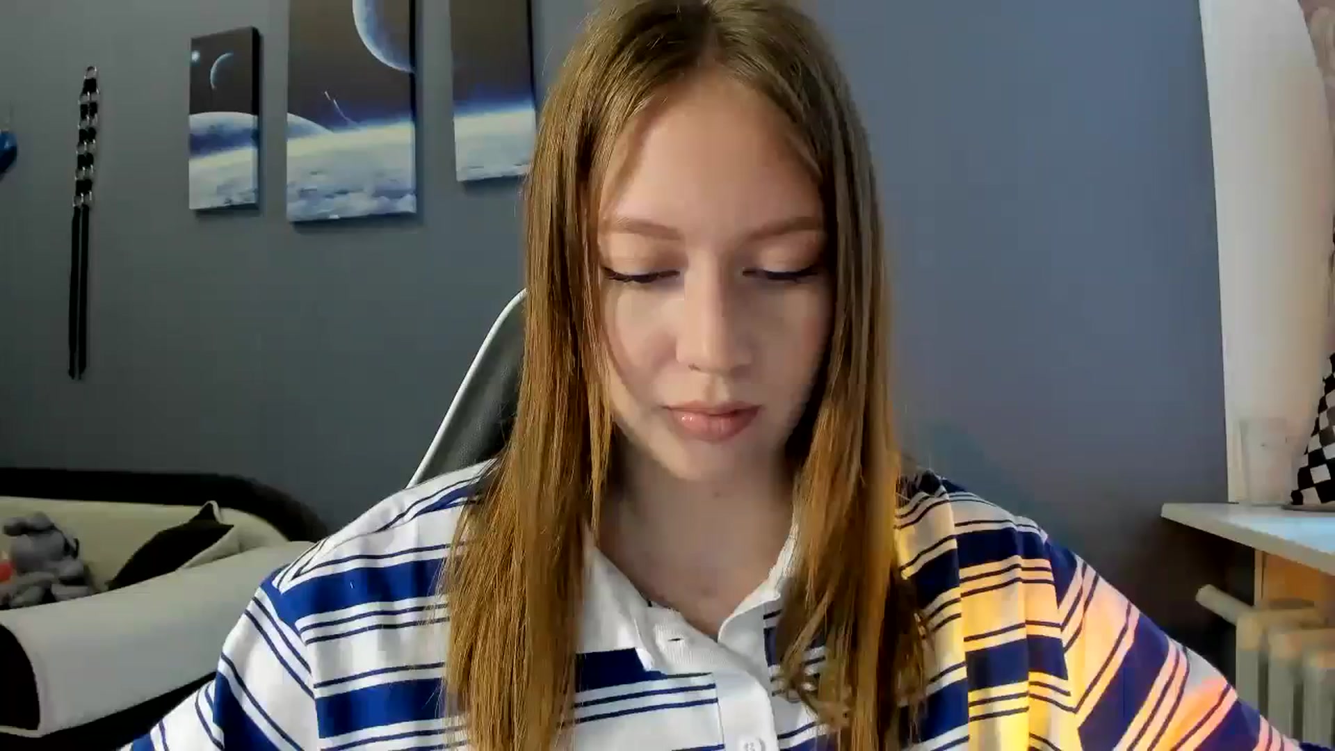 Gallery image thumbnail from RoboSasha's myfreecams stream on, 04/23/2025, 11:54 image 5 of 20