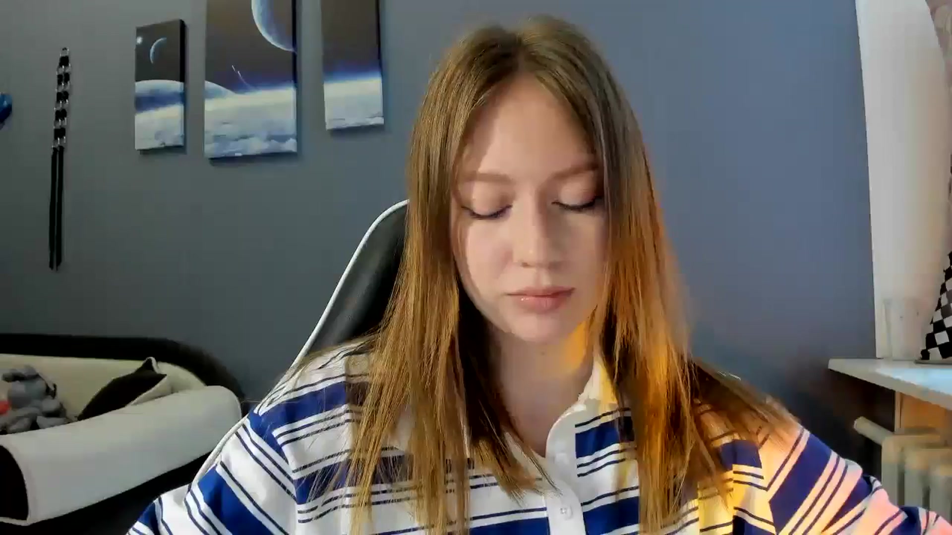 Gallery image thumbnail from RoboSasha's myfreecams stream on, 04/23/2025, 12:29 image 10 of 20