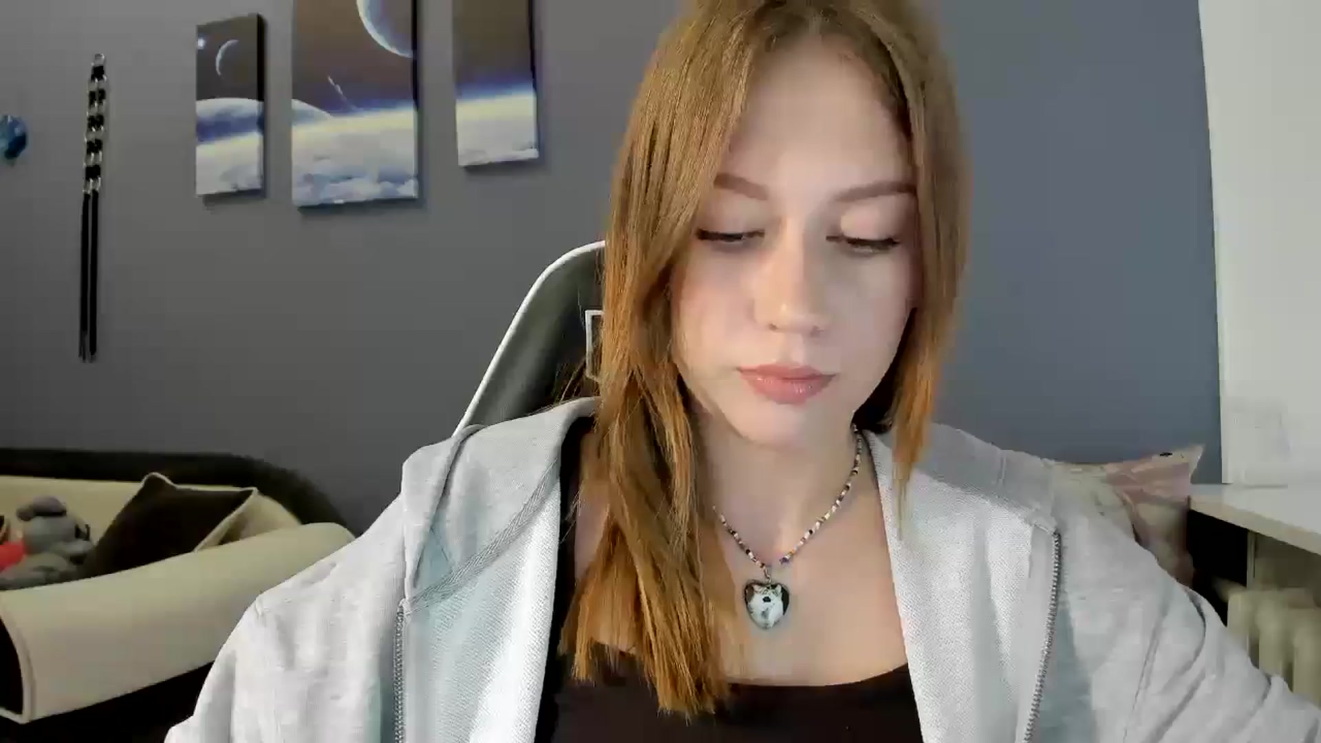 Gallery image thumbnail from RoboSasha's myfreecams stream on, 04/25/2025, 12:31 image 9 of 20
