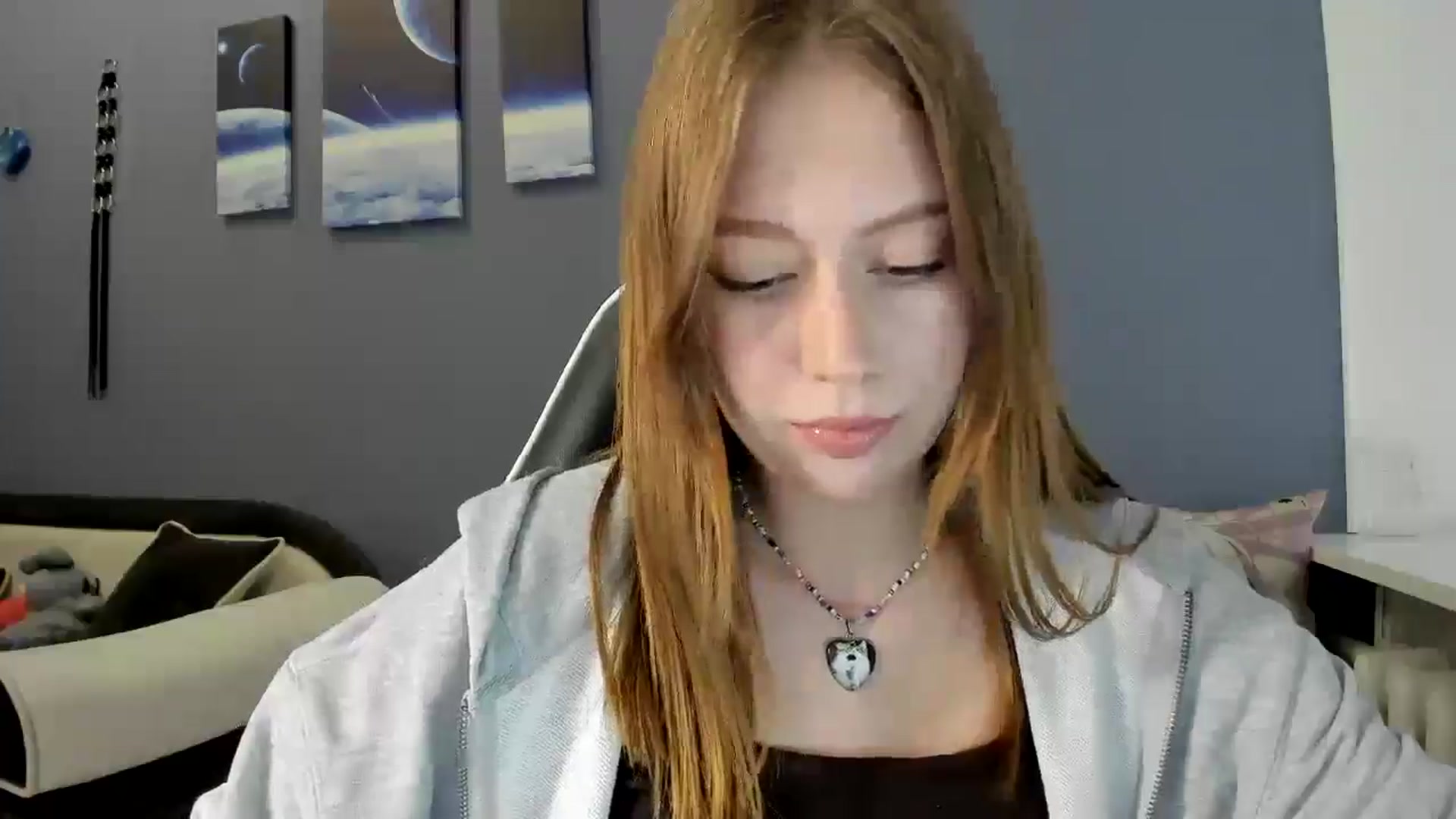 Gallery image thumbnail from RoboSasha's myfreecams stream on, 04/25/2025, 12:31 image 7 of 20