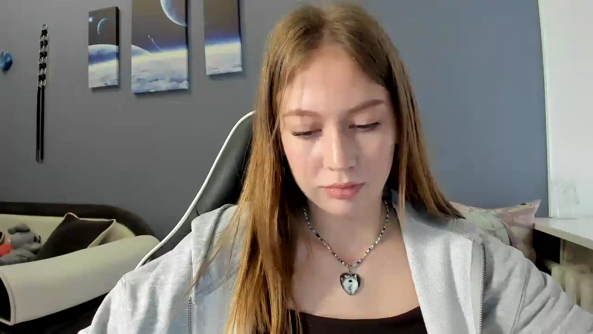 Gallery image thumbnail from RoboSasha's myfreecams stream on, 04/25/2025, 12:31 image 19 of 20