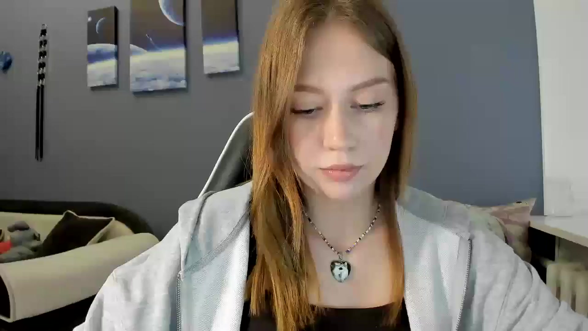 Gallery image thumbnail from RoboSasha's myfreecams stream on, 04/25/2025, 12:31 image 10 of 20