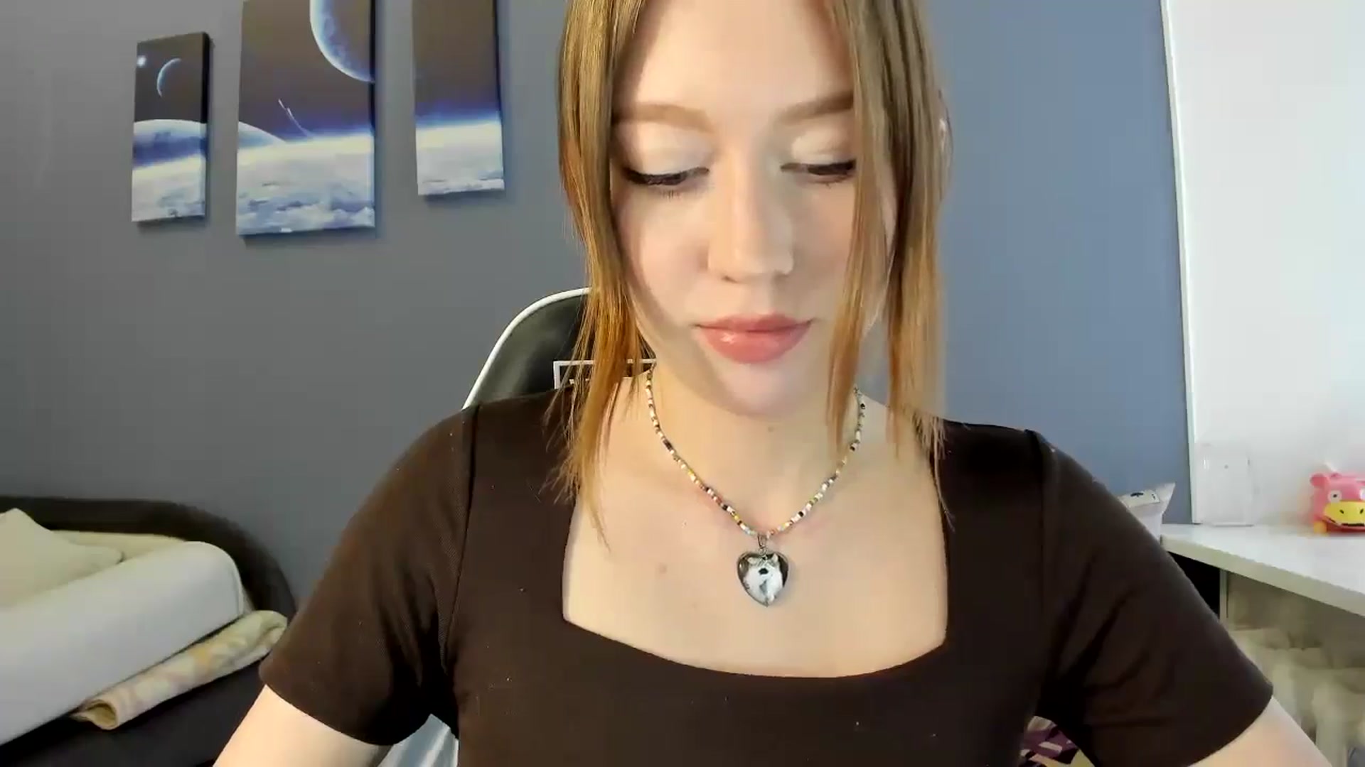 Gallery image thumbnail from RoboSasha's myfreecams stream on, 04/27/2025, 12:47 image 18 of 20