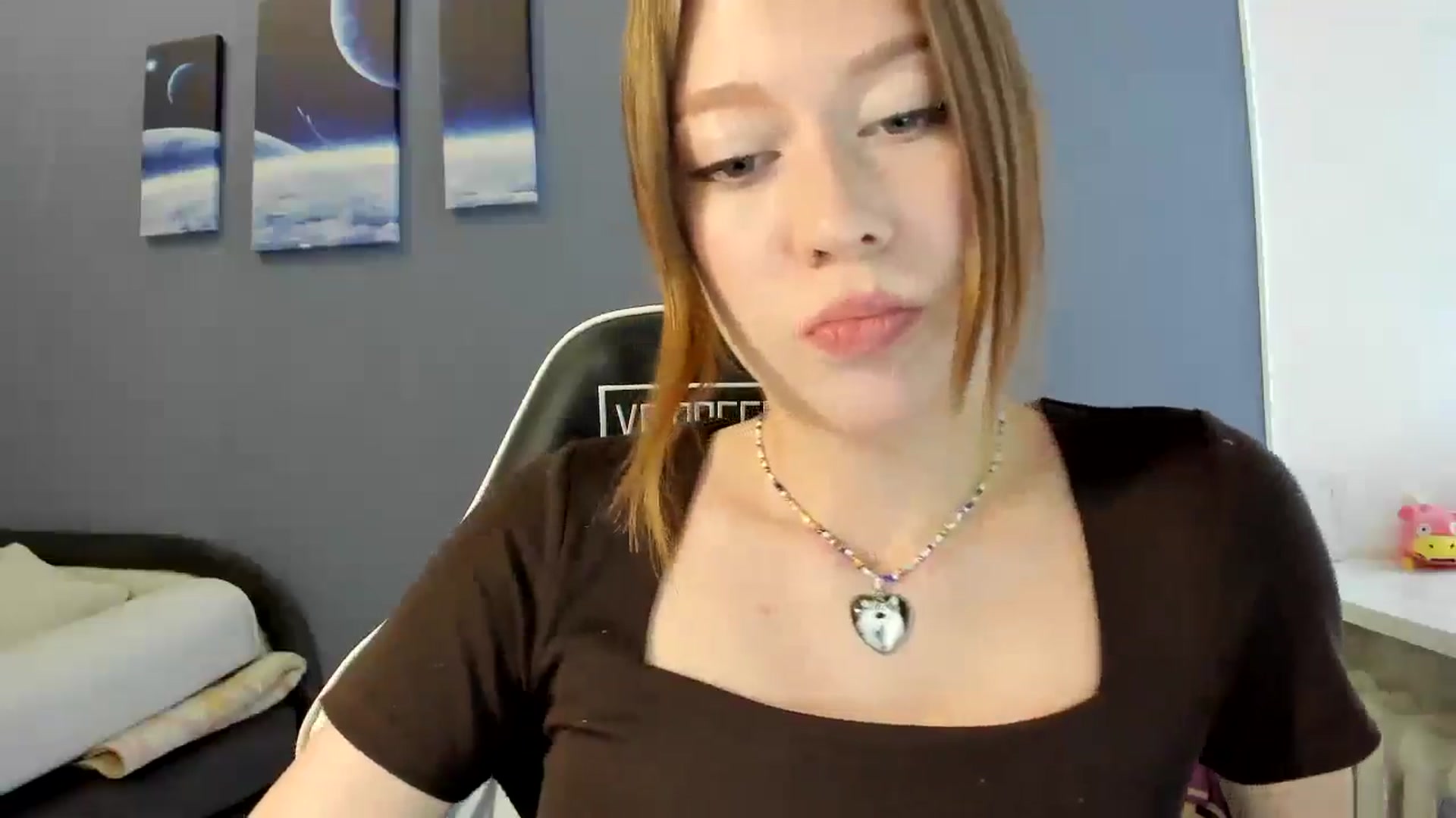 Gallery image thumbnail from RoboSasha's myfreecams stream on, 04/27/2025, 12:47 image 16 of 20