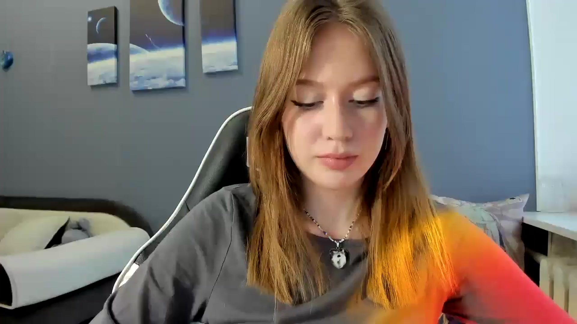 Gallery image thumbnail from RoboSasha's myfreecams stream on, 04/28/2025, 11:49 image 19 of 20