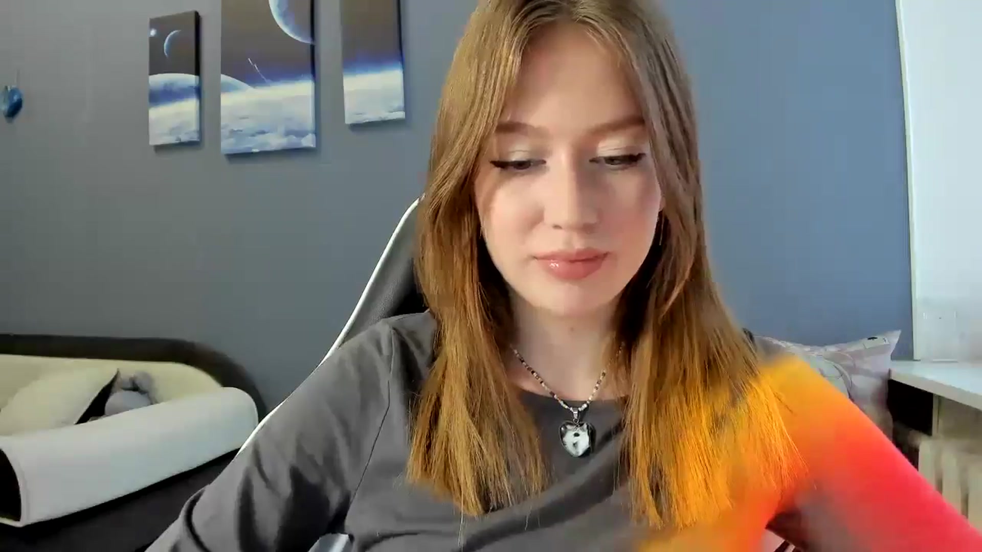 Gallery image thumbnail from RoboSasha's myfreecams stream on, 04/28/2025, 11:49 image 16 of 20