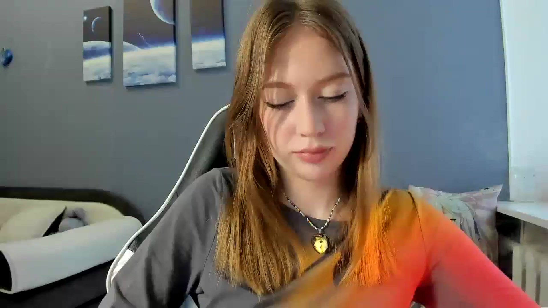 Gallery image thumbnail from RoboSasha's myfreecams stream on, 04/28/2025, 11:49 image 13 of 20