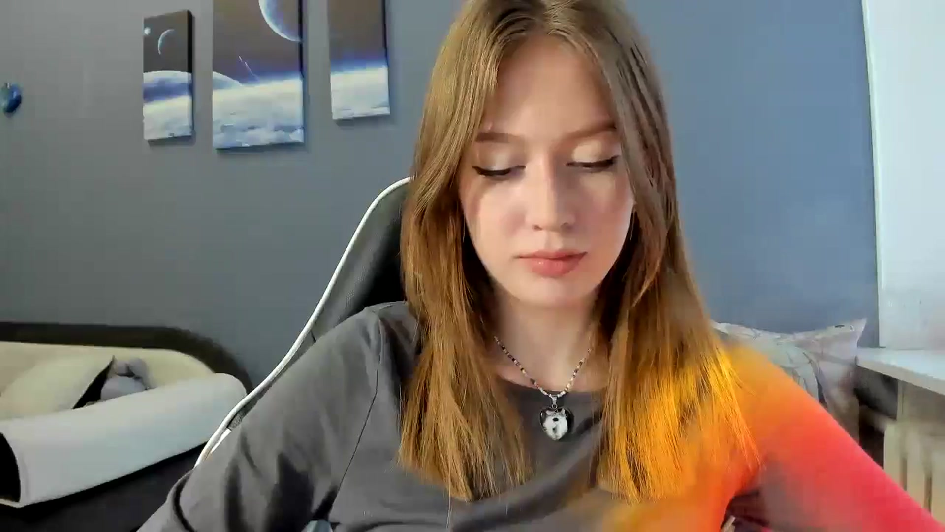 Gallery image thumbnail from RoboSasha's myfreecams stream on, 04/28/2025, 11:49 image 17 of 20