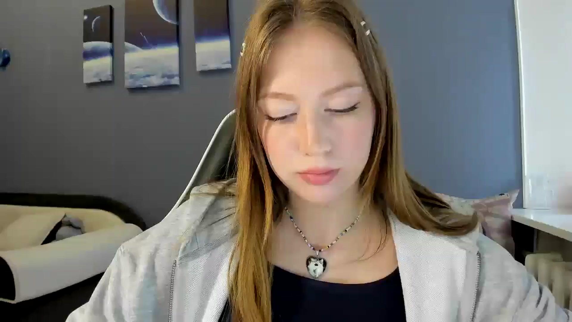 Gallery image thumbnail from RoboSasha's myfreecams stream on, 04/30/2025, 12:52 image 6 of 20