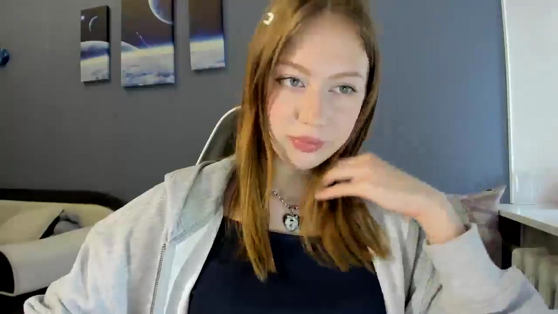 Gallery image thumbnail from RoboSasha's myfreecams stream on, 04/30/2025, 12:52 image 8 of 20