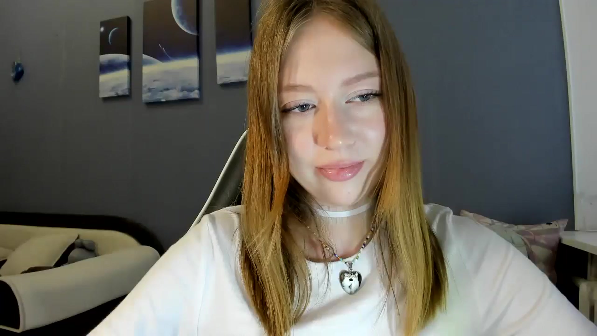 Gallery image thumbnail from RoboSasha's myfreecams stream on, 05/02/2025, 10:15 image 19 of 20