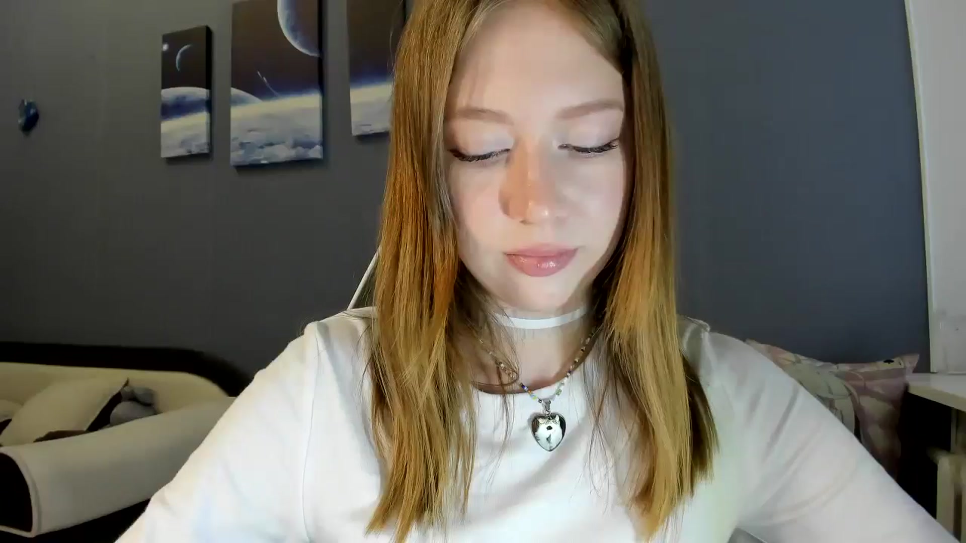 Gallery image thumbnail from RoboSasha's myfreecams stream on, 05/02/2025, 10:15 image 16 of 20