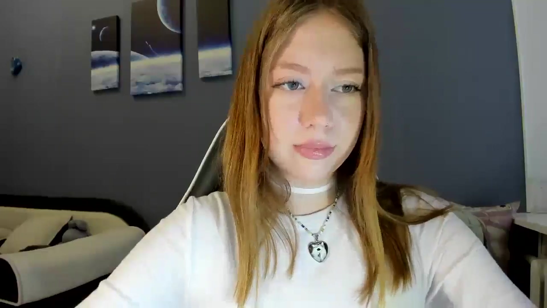 Gallery image thumbnail from RoboSasha's myfreecams stream on, 05/02/2025, 10:15 image 3 of 20