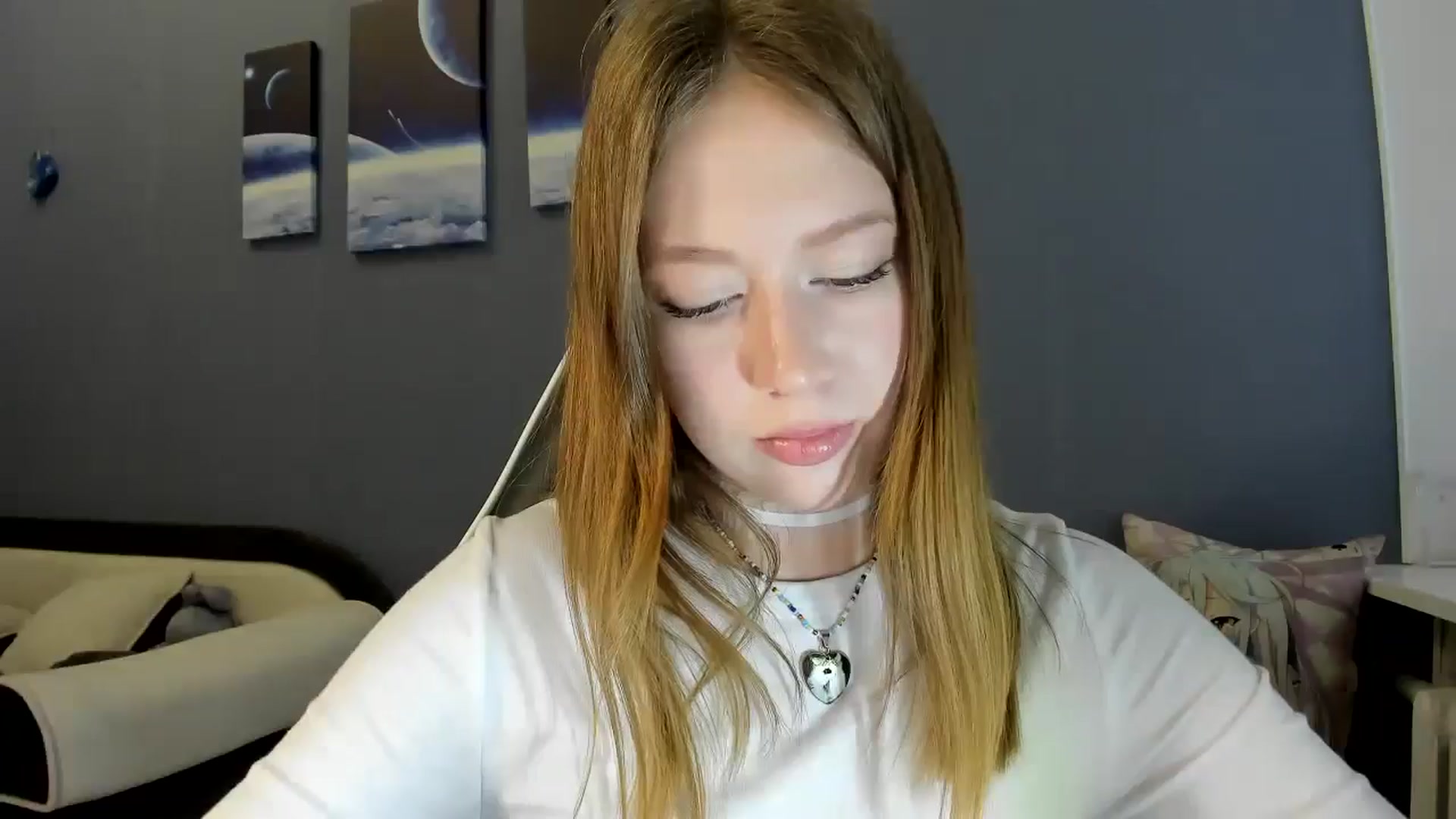 Gallery image thumbnail from RoboSasha's myfreecams stream on, 05/02/2025, 10:15 image 8 of 20