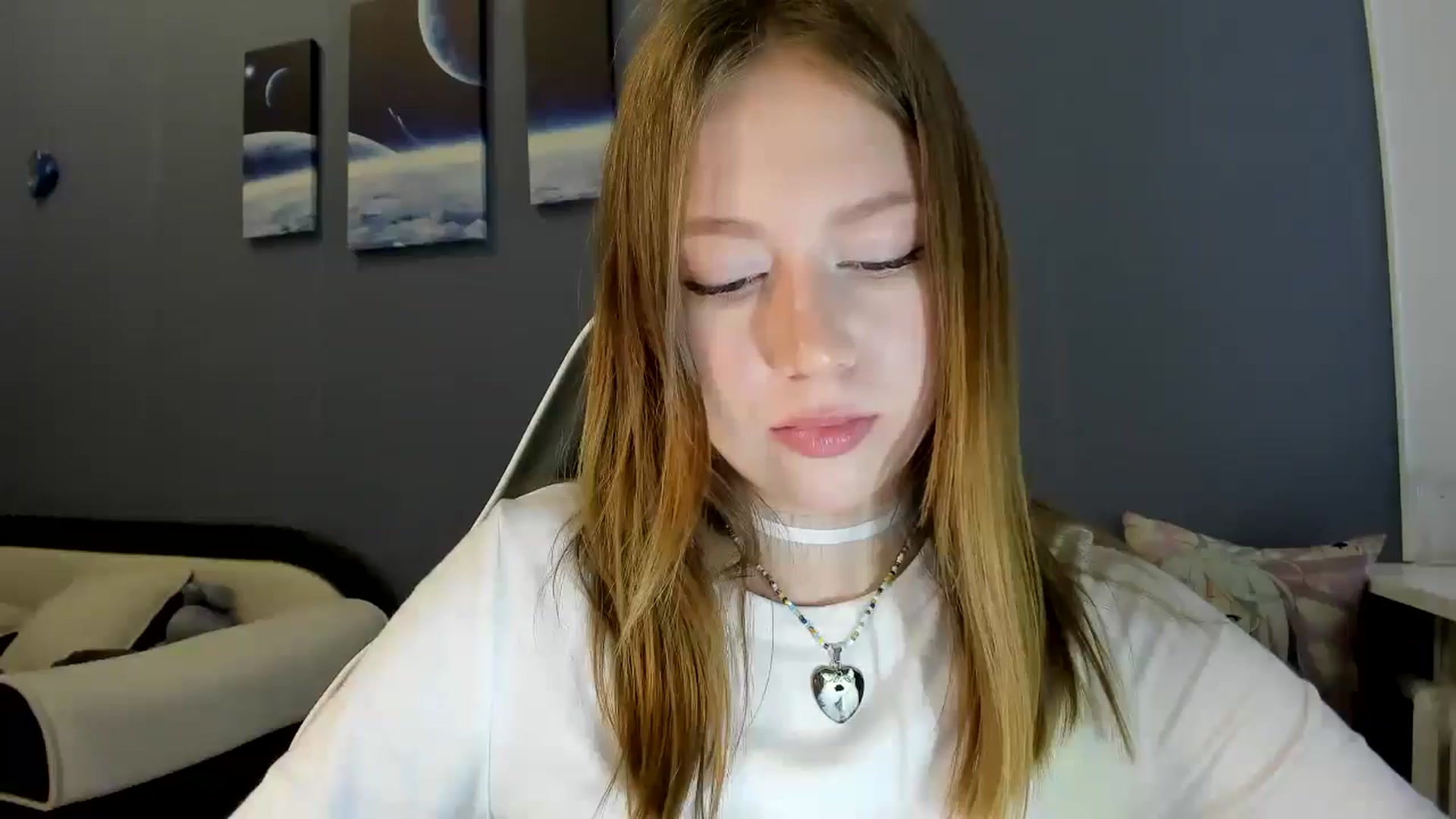 Gallery image thumbnail from RoboSasha's myfreecams stream on, 05/02/2025, 10:15 image 13 of 20