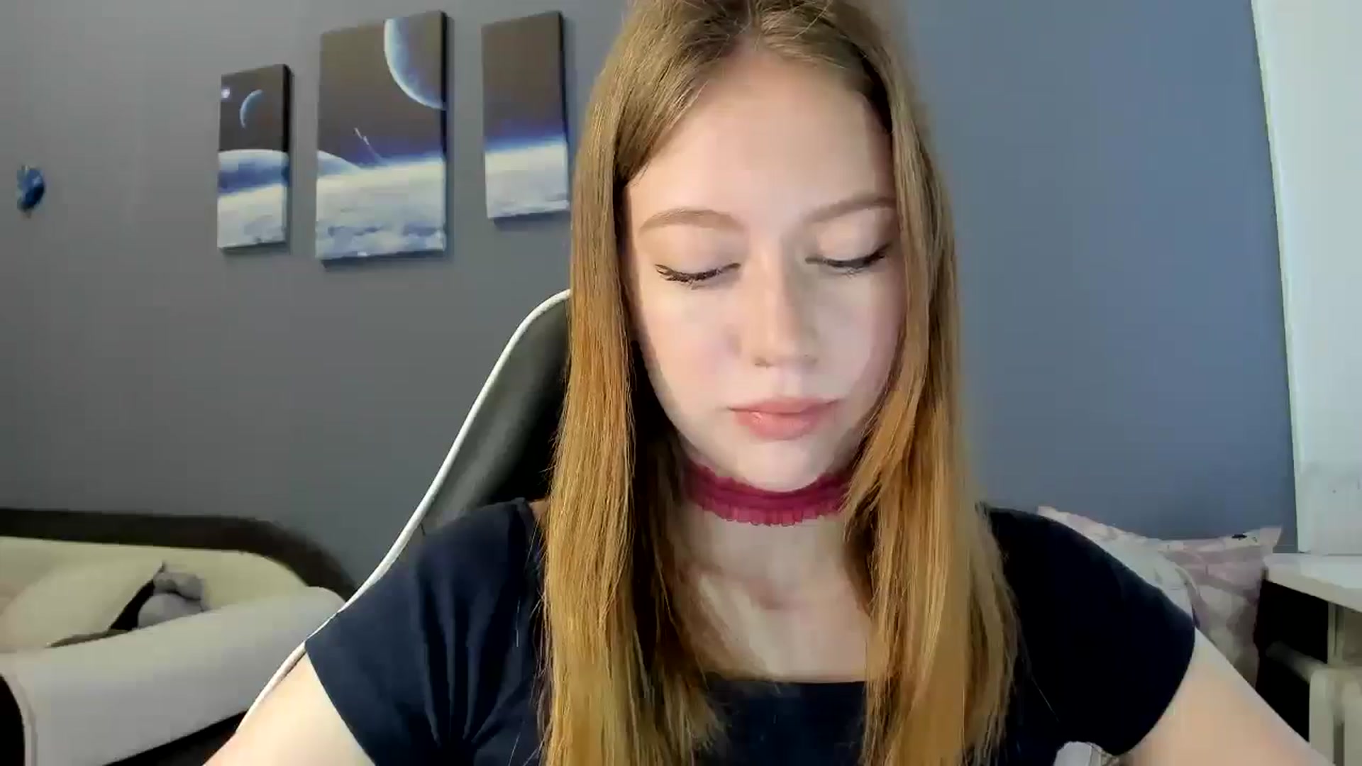 Gallery image thumbnail from RoboSasha's myfreecams stream on, 05/04/2025, 08:52 image 13 of 20