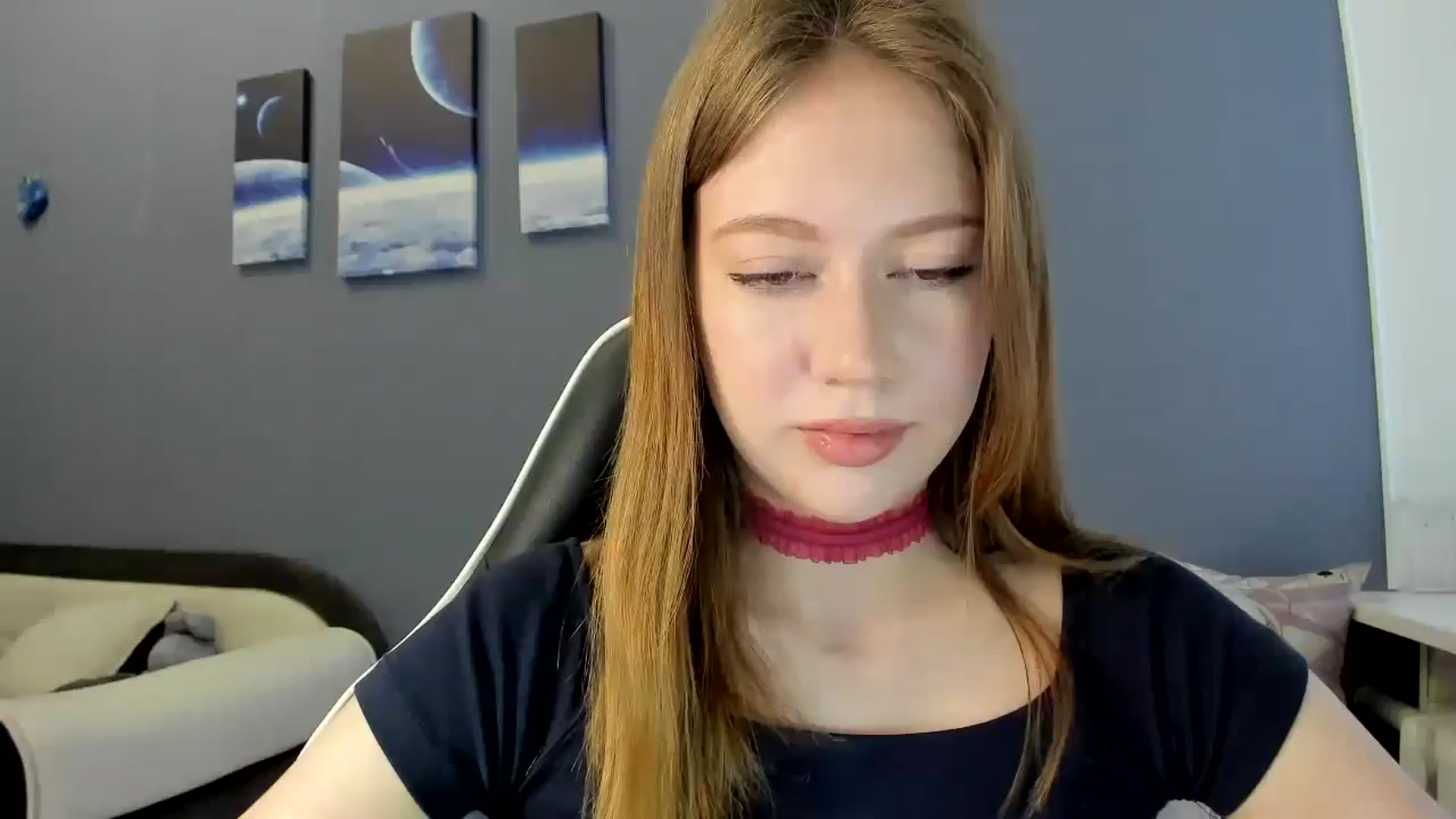 Gallery image thumbnail from RoboSasha's myfreecams stream on, 05/04/2025, 08:52 image 11 of 20