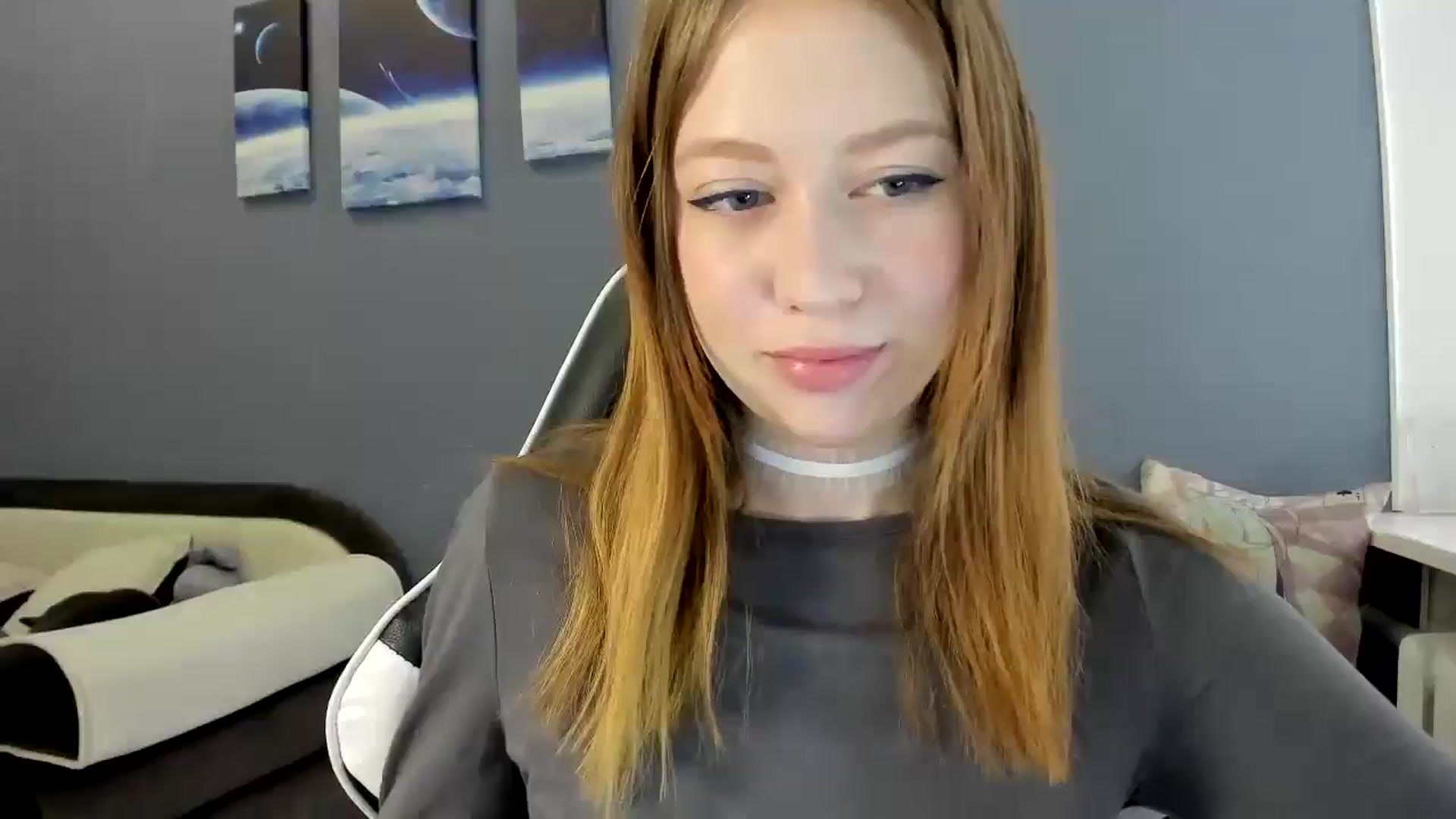 Gallery image thumbnail from RoboSasha's myfreecams stream on, 05/06/2025, 09:05 image 1 of 20