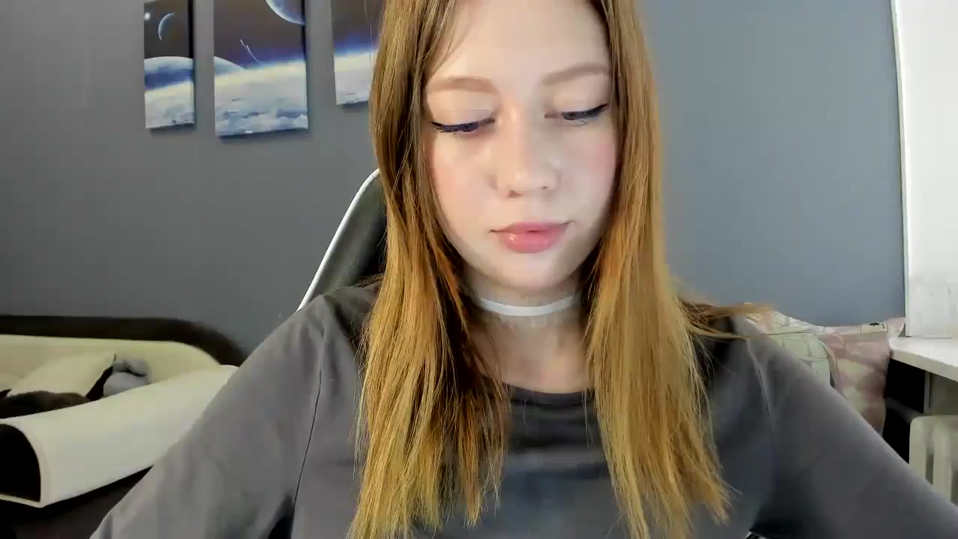 Gallery image thumbnail from RoboSasha's myfreecams stream on, 05/06/2025, 09:34 image 10 of 20