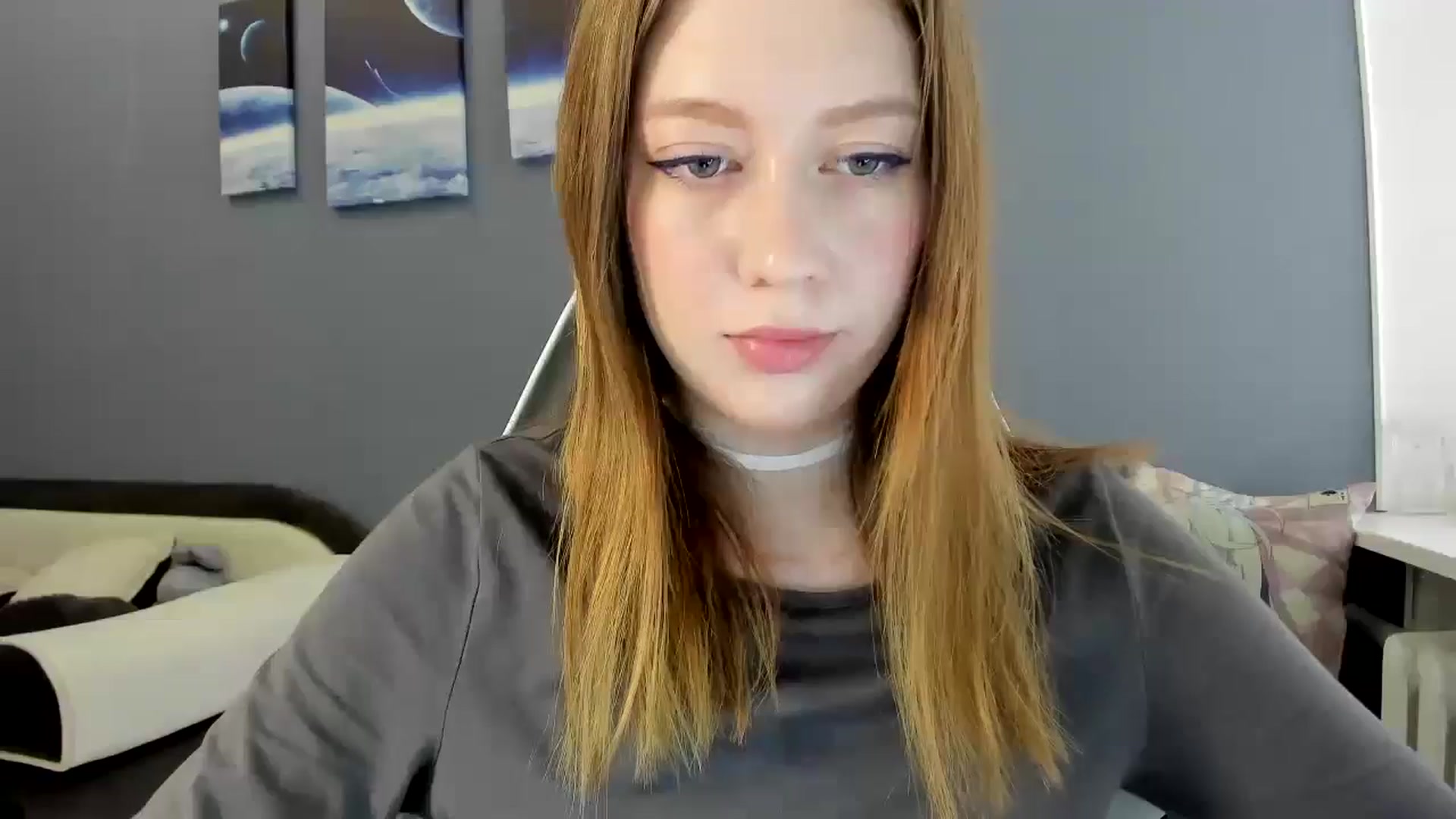 Gallery image thumbnail from RoboSasha's myfreecams stream on, 05/06/2025, 09:34 image 12 of 20
