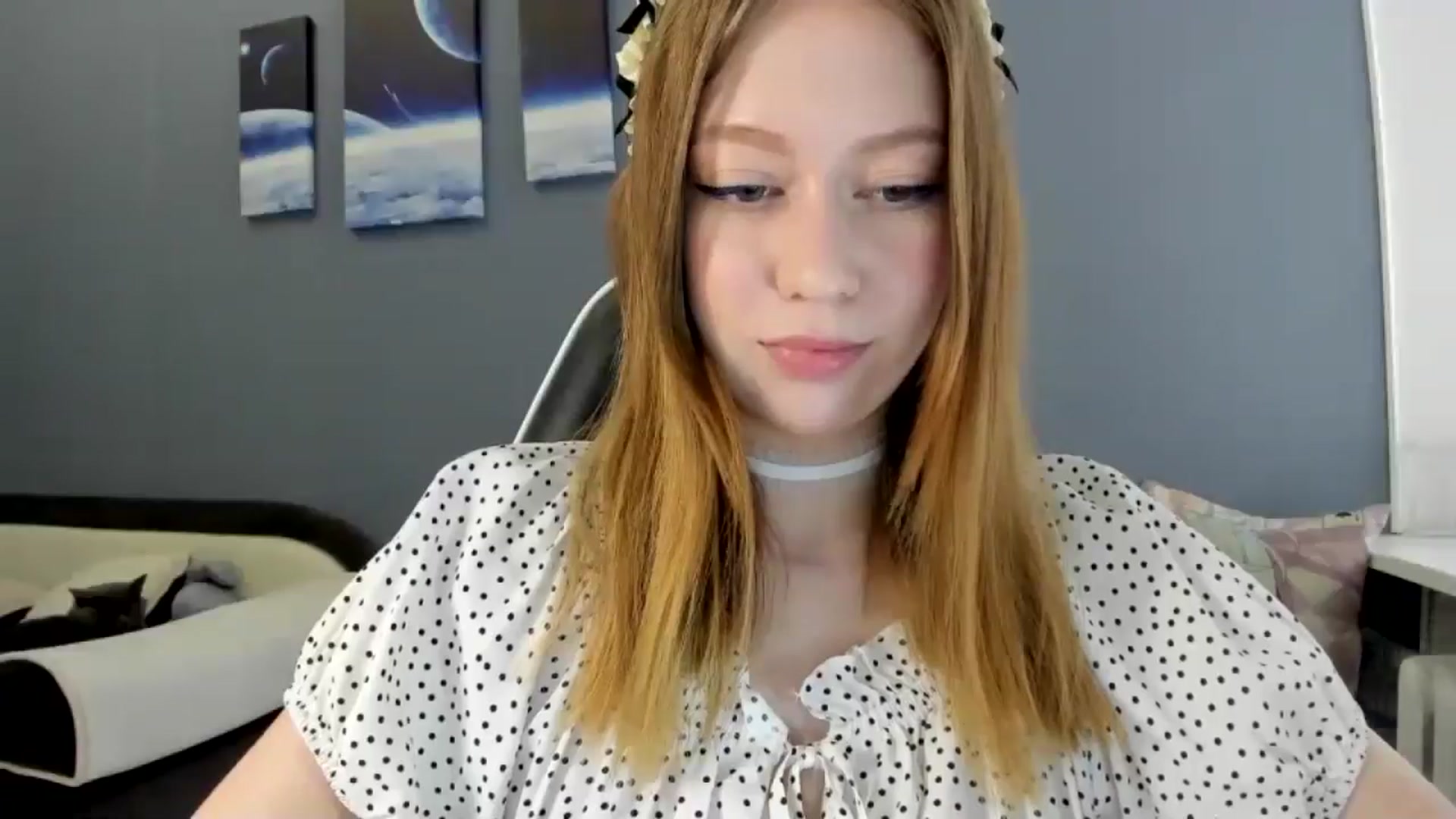 Gallery image thumbnail from RoboSasha's myfreecams stream on, 05/06/2025, 09:34 image 18 of 20