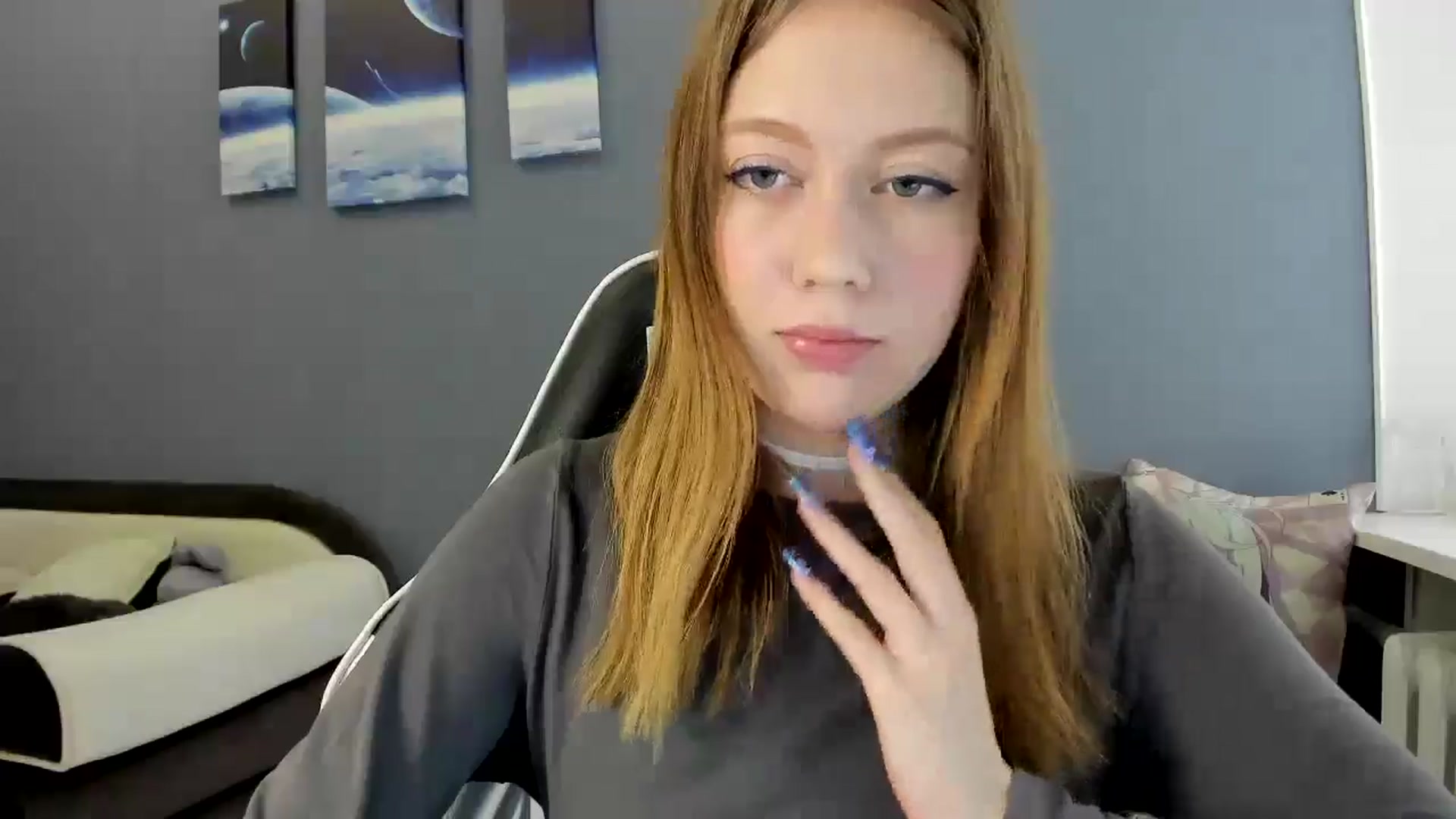 Gallery image thumbnail from RoboSasha's myfreecams stream on, 05/06/2025, 09:34 image 3 of 20