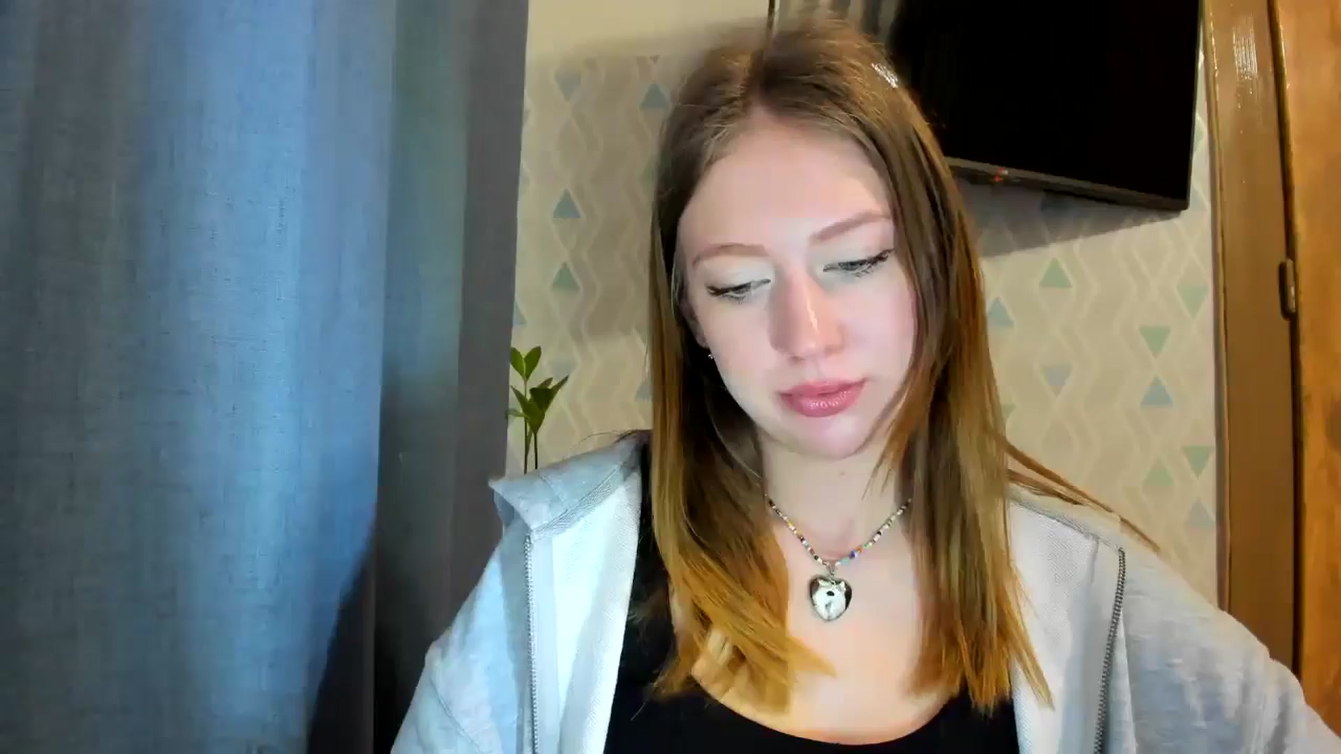 Gallery image thumbnail from RoboSasha's myfreecams stream on, 05/09/2025, 13:49 image 2 of 20