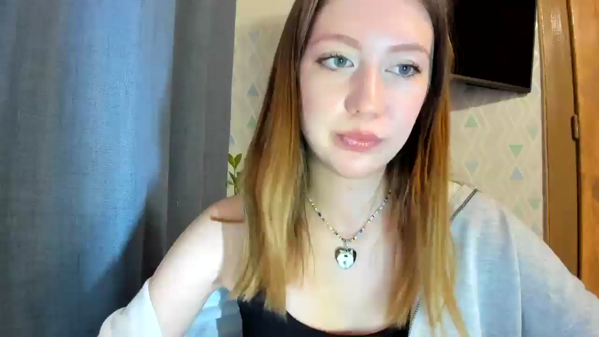 Gallery image thumbnail from RoboSasha's myfreecams stream on, 05/09/2025, 13:49 image 8 of 20