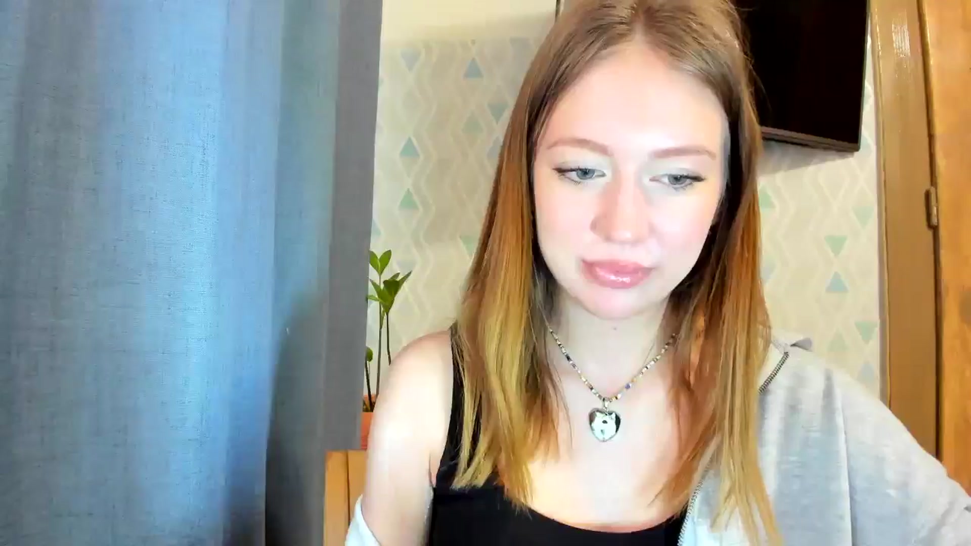 Gallery image thumbnail from RoboSasha's myfreecams stream on, 05/09/2025, 13:49 image 5 of 20