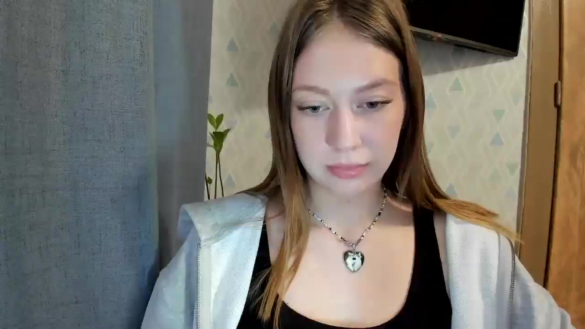 Gallery image thumbnail from RoboSasha's myfreecams stream on, 05/10/2025, 11:41 image 16 of 20