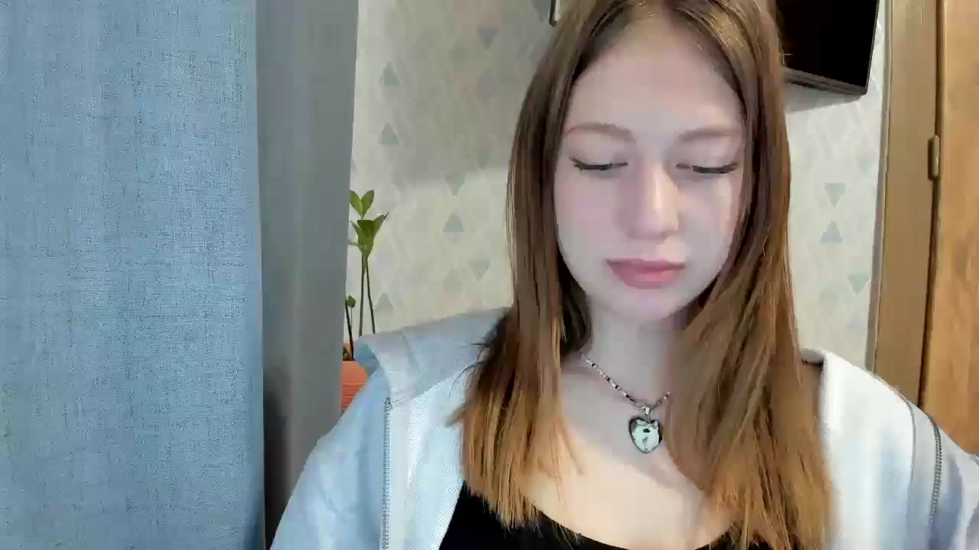 Gallery image thumbnail from RoboSasha's myfreecams stream on, 05/10/2025, 11:41 image 11 of 20