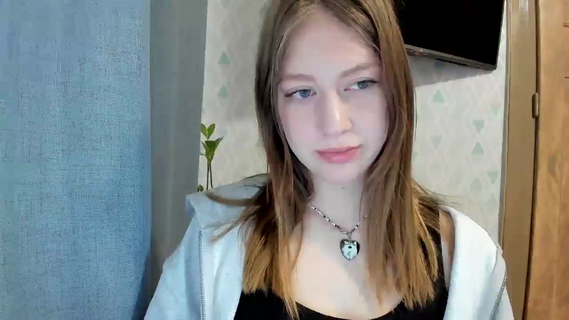 Gallery image thumbnail from RoboSasha's myfreecams stream on, 05/10/2025, 11:41 image 6 of 20