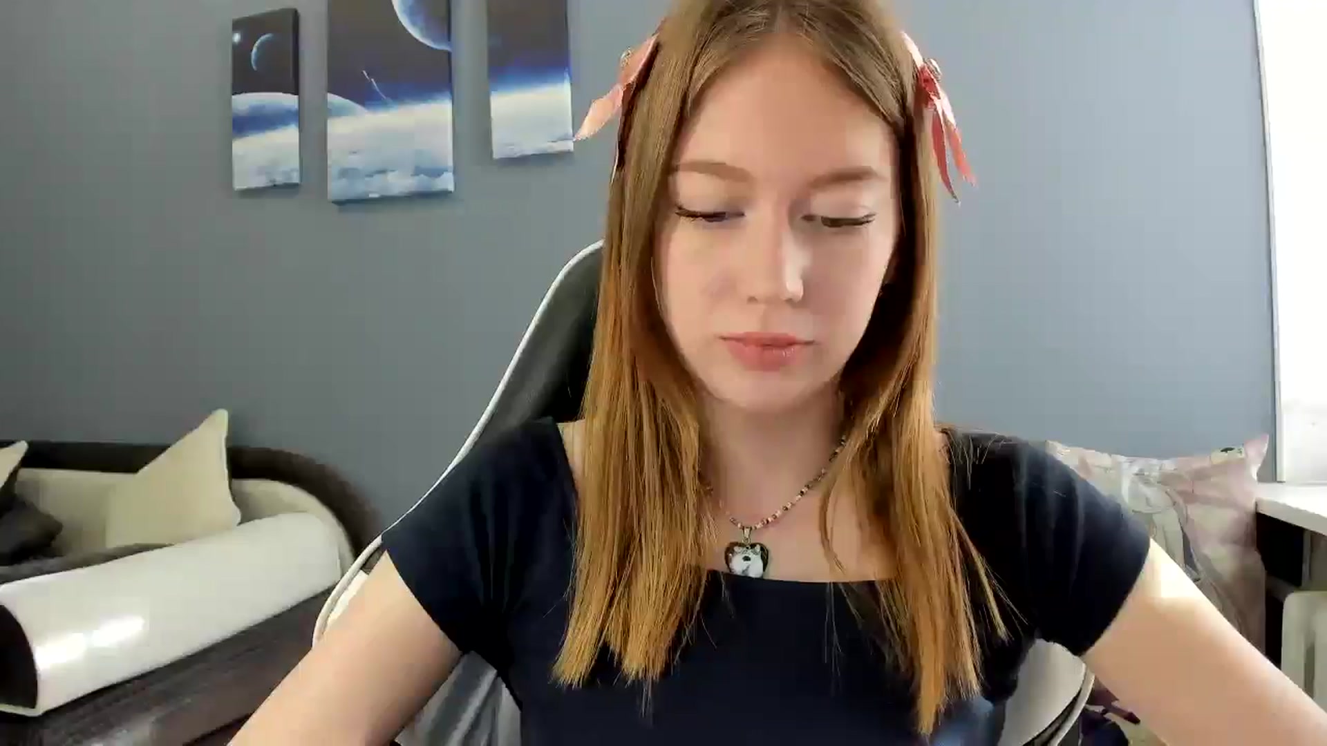 Gallery image thumbnail from RoboSasha's myfreecams stream on, 05/15/2025, 14:34 image 13 of 20