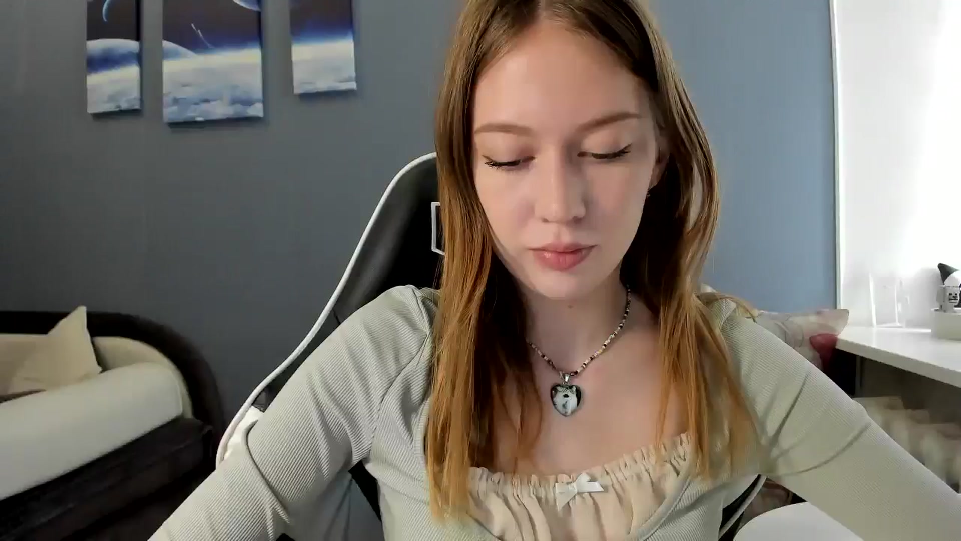 Gallery image thumbnail from RoboSasha's myfreecams stream on, 05/18/2025, 11:20 image 8 of 20