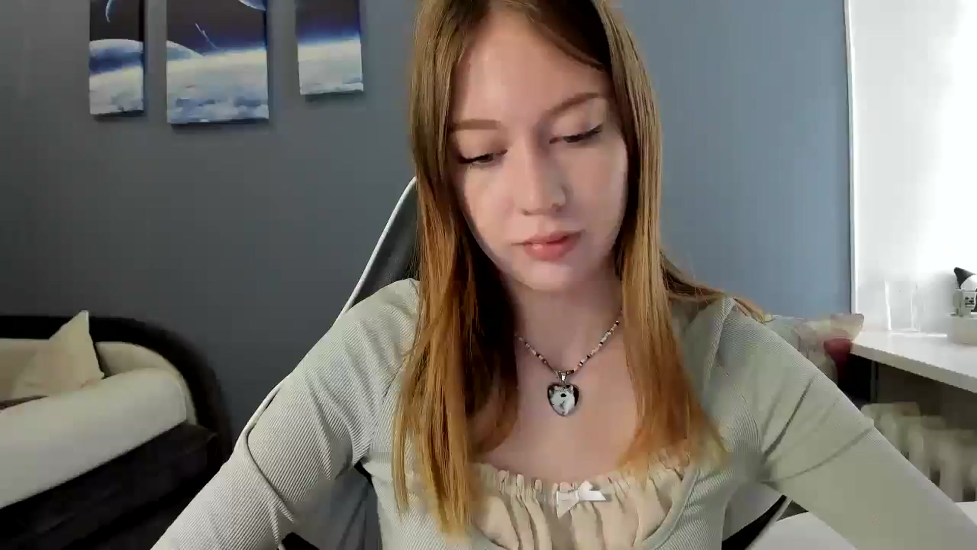 Gallery image thumbnail from RoboSasha's myfreecams stream on, 05/18/2025, 11:20 image 6 of 20