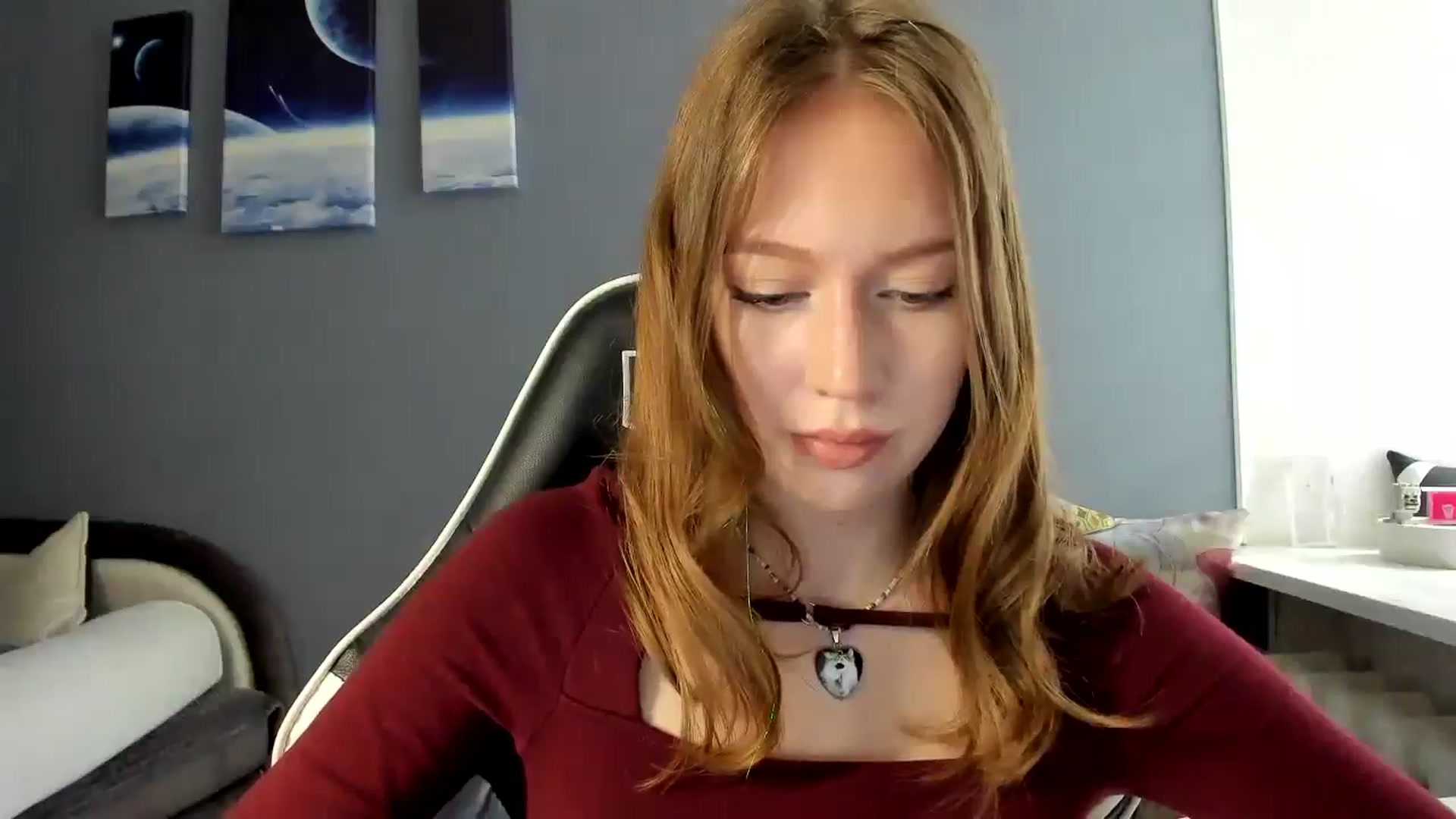 Gallery image thumbnail from RoboSasha's myfreecams stream on, 05/19/2025, 11:48 image 13 of 20