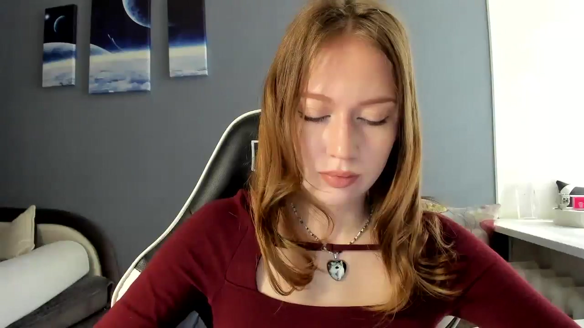 Gallery image thumbnail from RoboSasha's myfreecams stream on, 05/19/2025, 11:48 image 15 of 20
