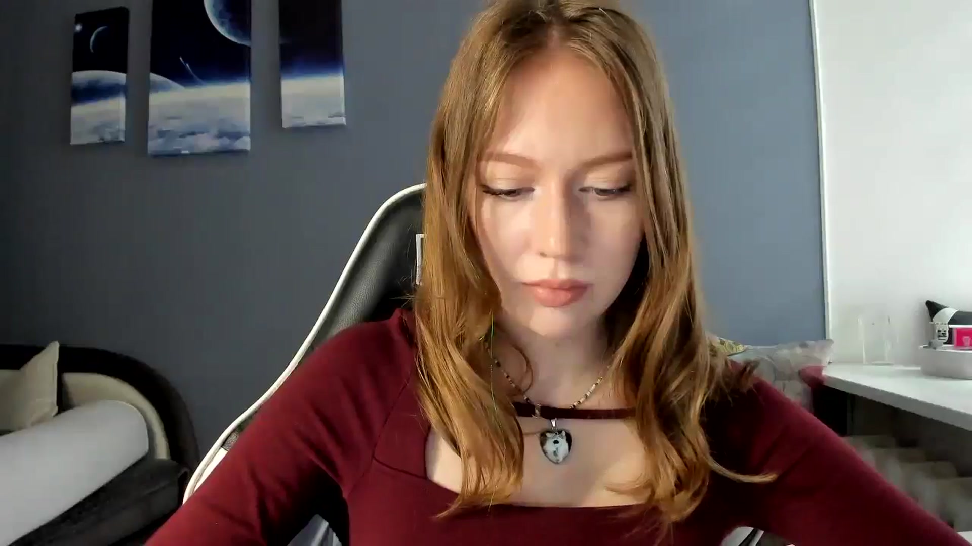 Gallery image thumbnail from RoboSasha's myfreecams stream on, 05/19/2025, 11:48 image 10 of 20