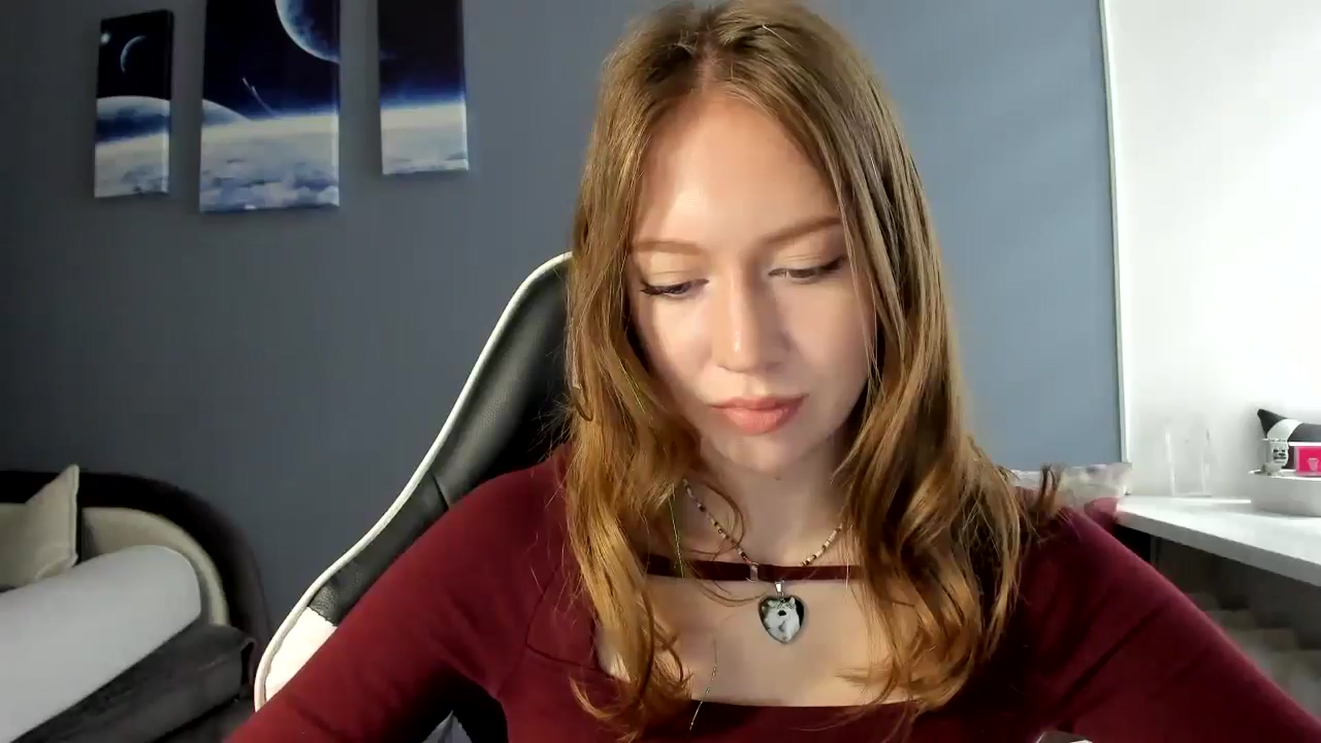 Gallery image thumbnail from RoboSasha's myfreecams stream on, 05/19/2025, 11:48 image 7 of 20
